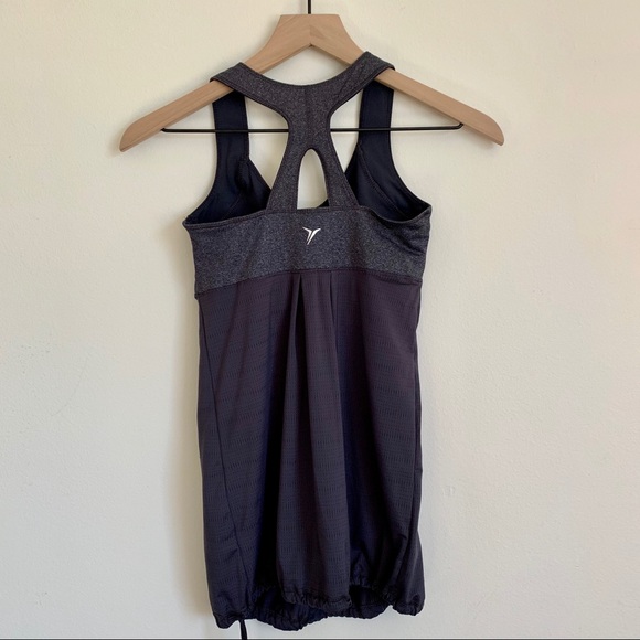 Old Navy Gray Waist Tie Active Tank Top - Picture 4 of 13